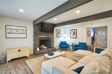 905 Spicers Lane Northfield OH 44067
