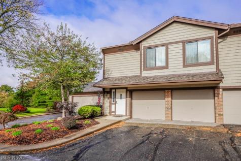 4579 Morgate Circle NW Canton OH 44708