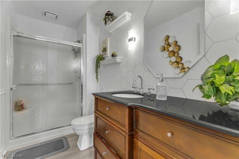 4704 Venice Heights Boulevard Sandusky OH 44870