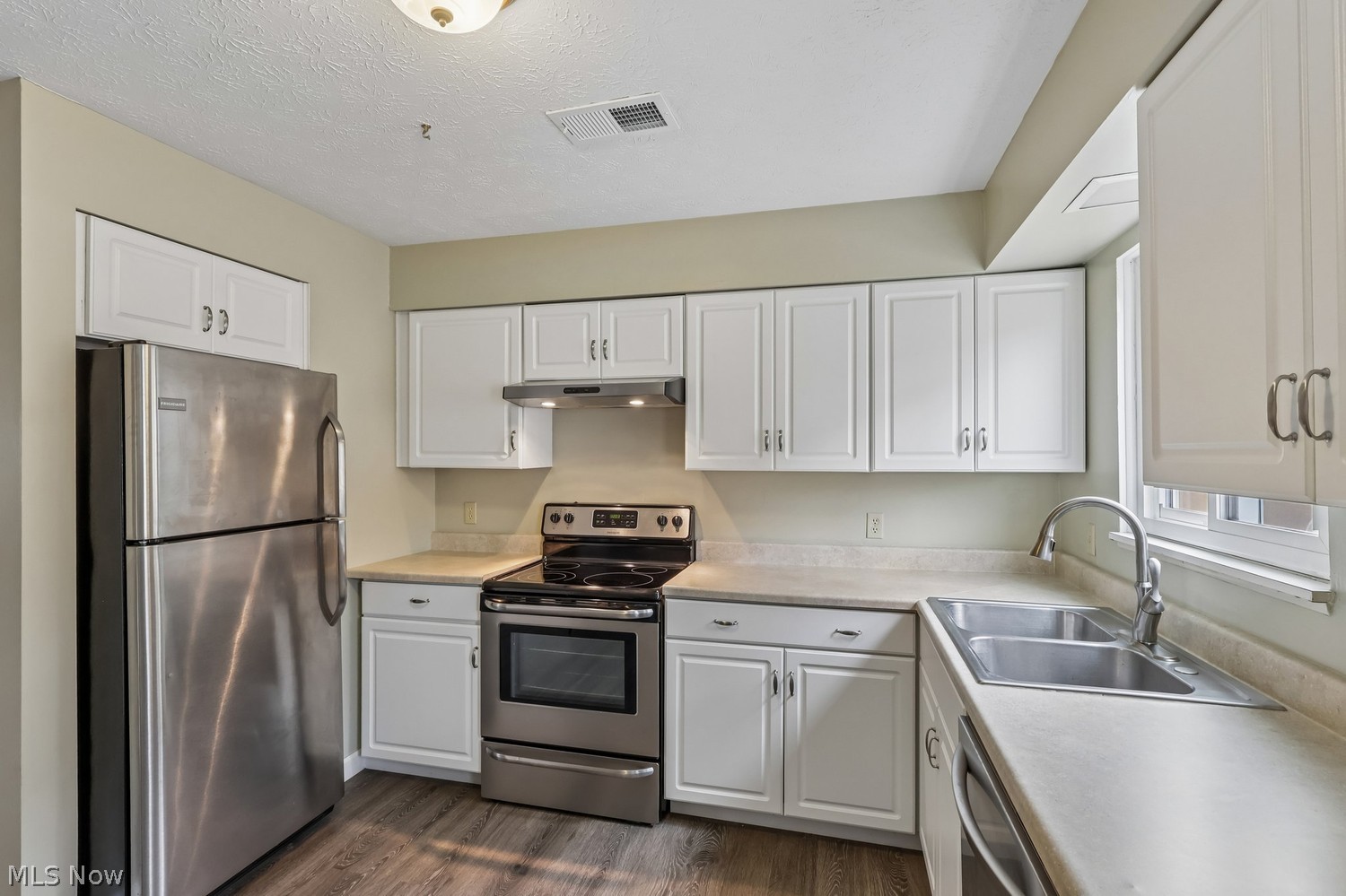 8240 Deepwood Boulevard Mentor OH 44060