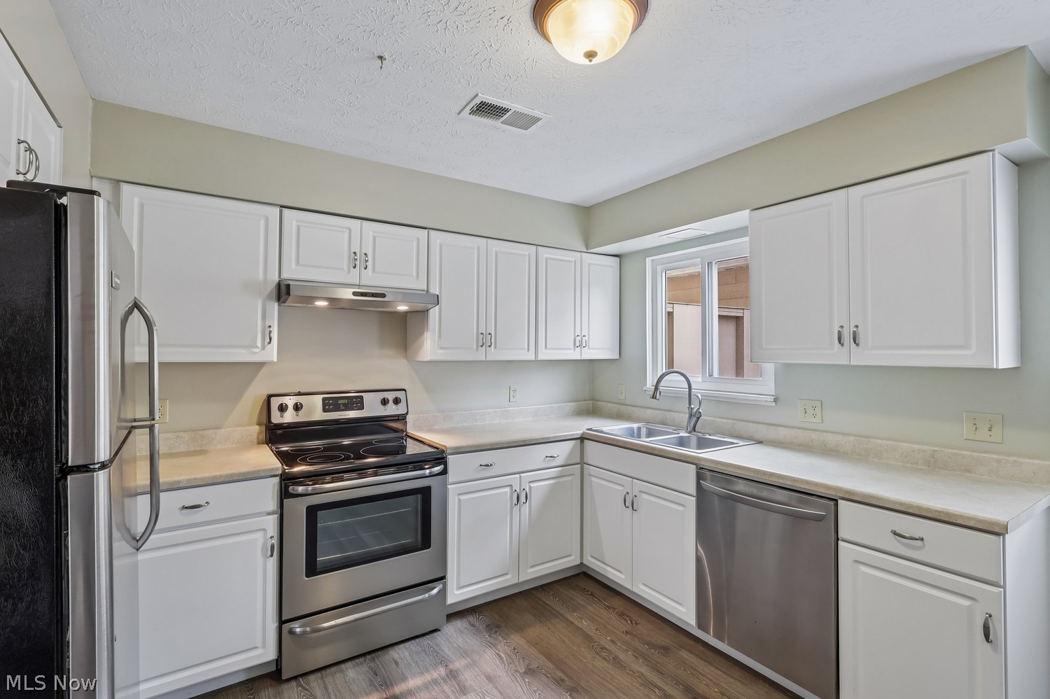 8240 Deepwood Boulevard Mentor OH 44060