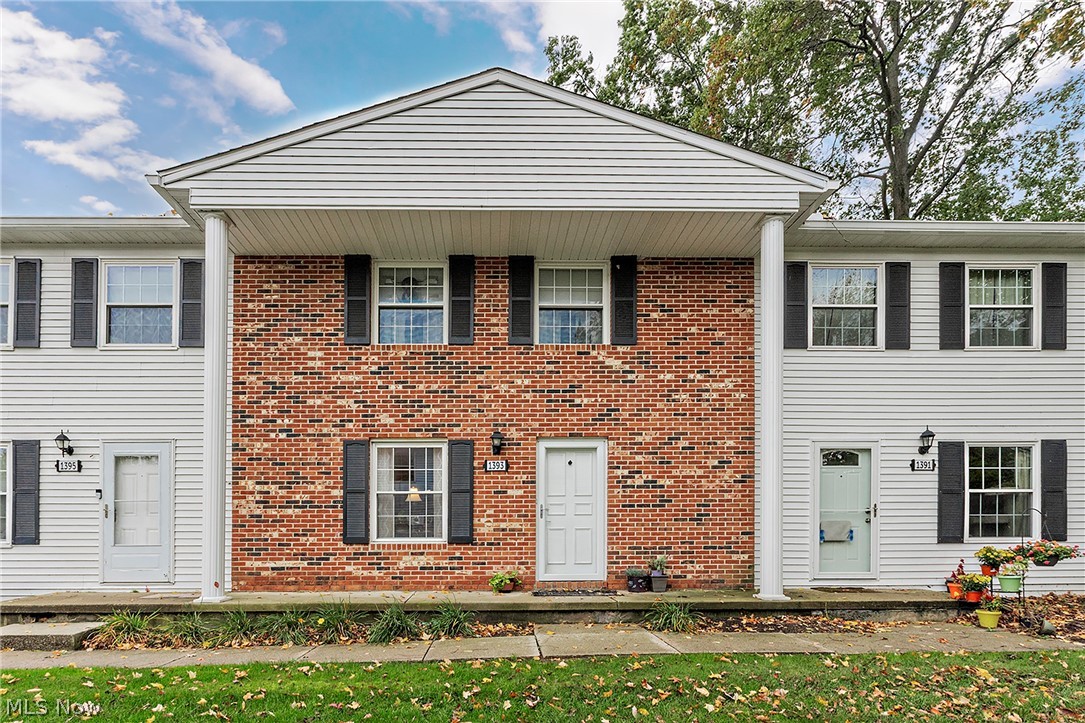 1393 Munroe Falls Avenue Cuyahoga Falls OH 44221