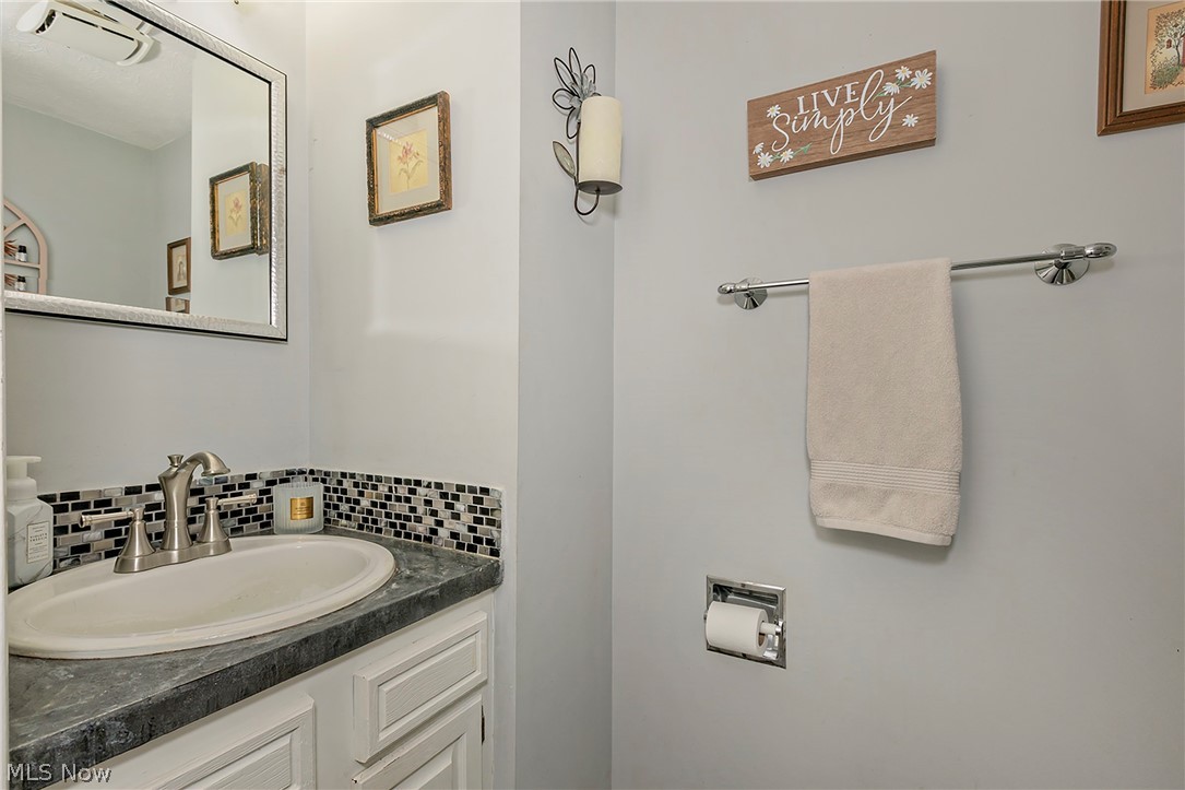 1393 Munroe Falls Avenue Cuyahoga Falls OH 44221