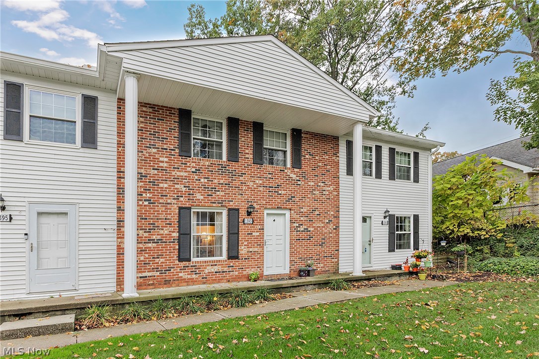 1393 Munroe Falls Avenue Cuyahoga Falls OH 44221