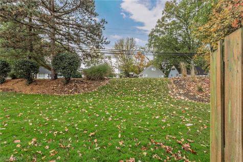 1393 Munroe Falls Avenue Cuyahoga Falls OH 44221