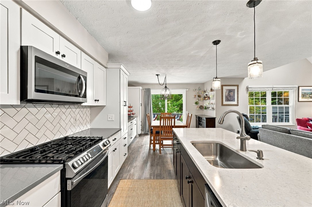14635 Settlers Way Strongsville OH 44149