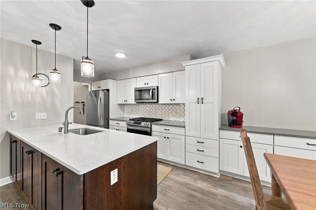 14635 Settlers Way Strongsville OH 44149