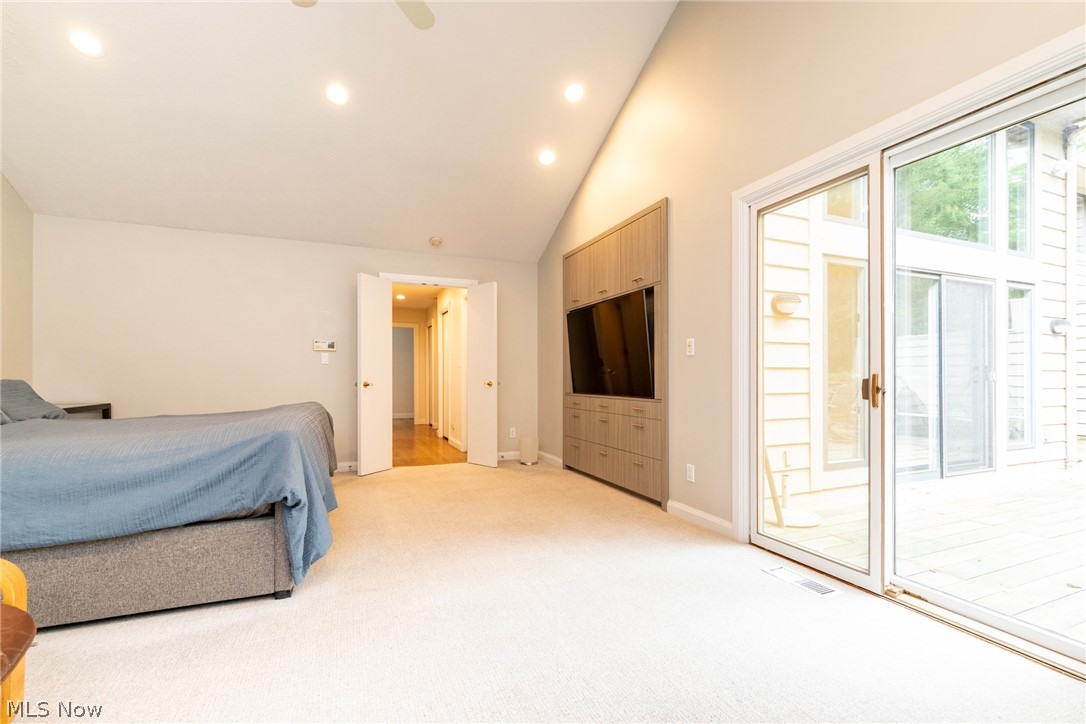 2211 Landerhaven Court Mayfield Heights OH 44124
