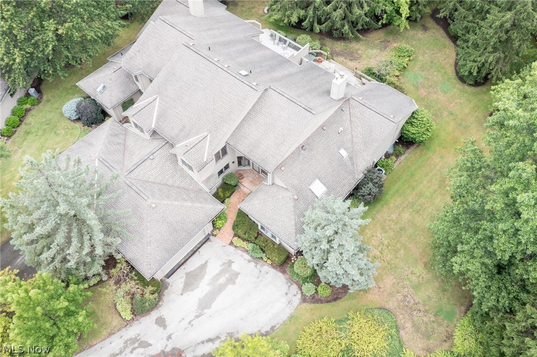 2211 Landerhaven Court Mayfield Heights OH 44124