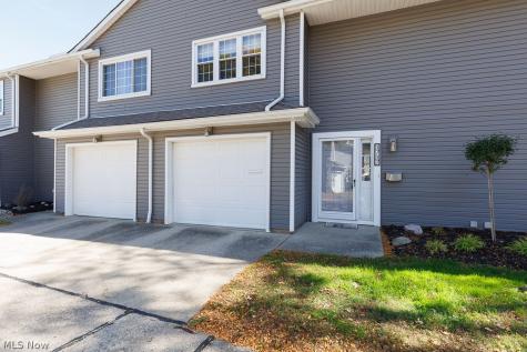 1717 Walnut Lane Rocky River OH 44116