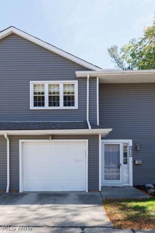 1717 Walnut Lane Rocky River OH 44116