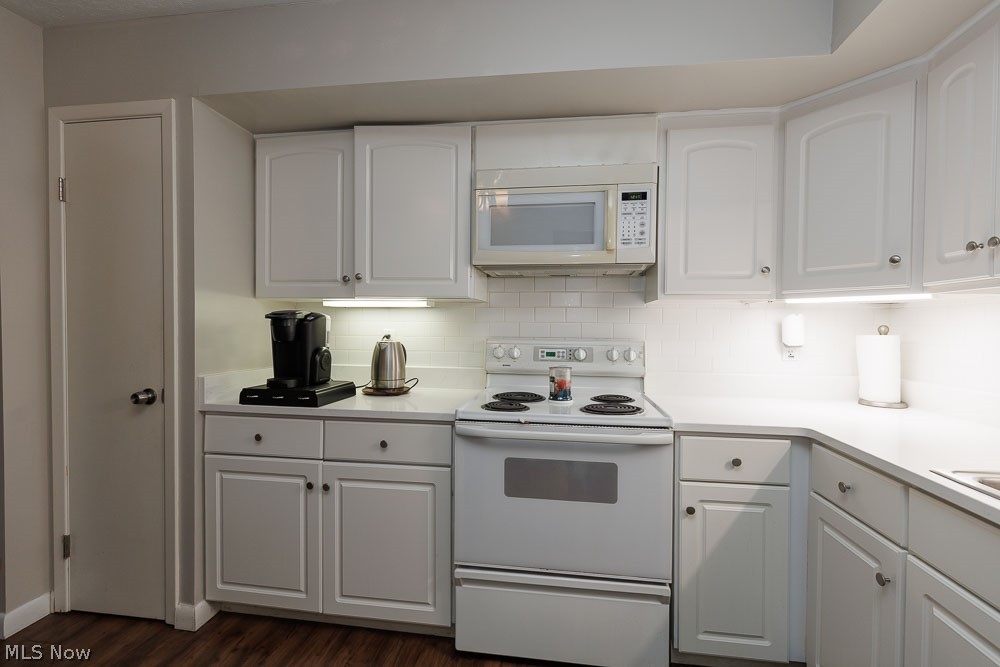 1717 Walnut Lane Rocky River OH 44116
