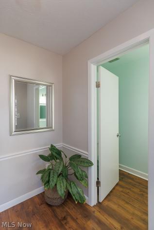 1717 Walnut Lane Rocky River OH 44116