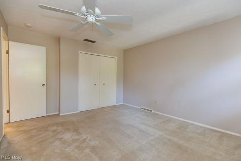1717 Walnut Lane Rocky River OH 44116