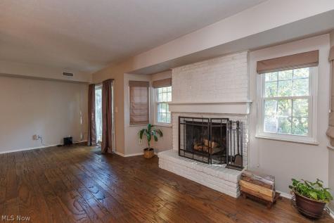 1717 Walnut Lane Rocky River OH 44116