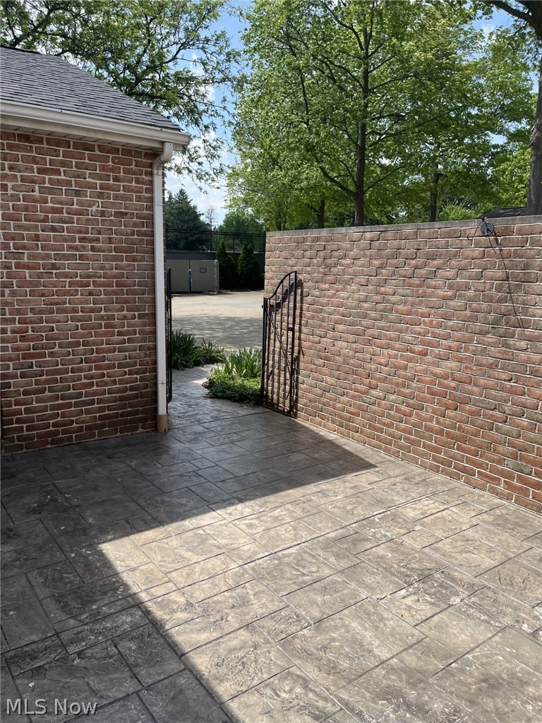 2592 Falmouth Road Fairlawn OH 44333