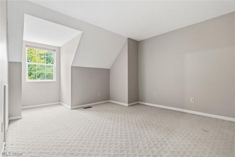 3324 Brookside Lane Cuyahoga Falls OH 44223