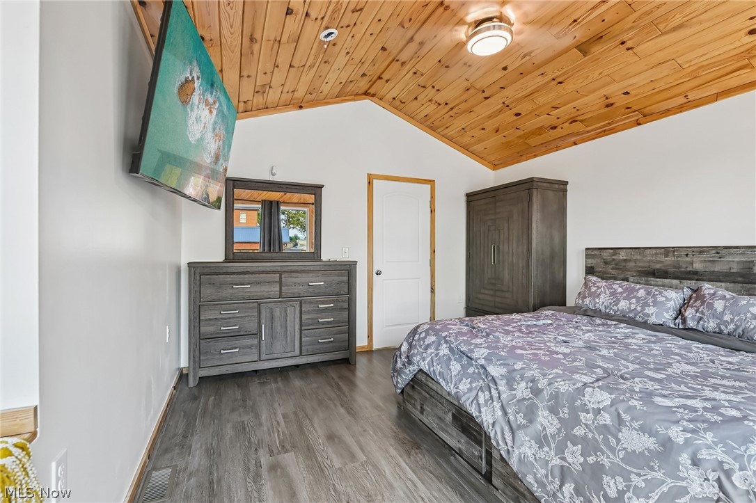 5919 Lake Road W Ashtabula OH 44004
