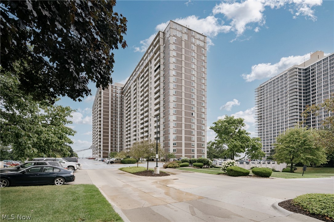 12900 Lake Avenue Lakewood OH 44107
