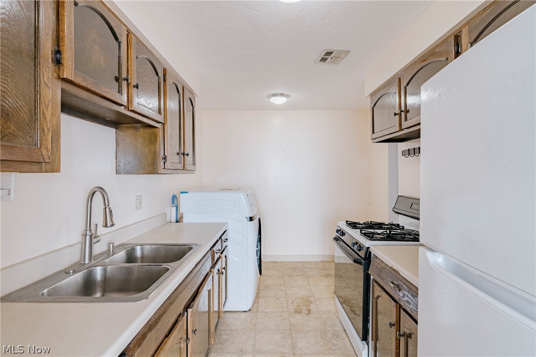 12900 Lake Avenue Lakewood OH 44107