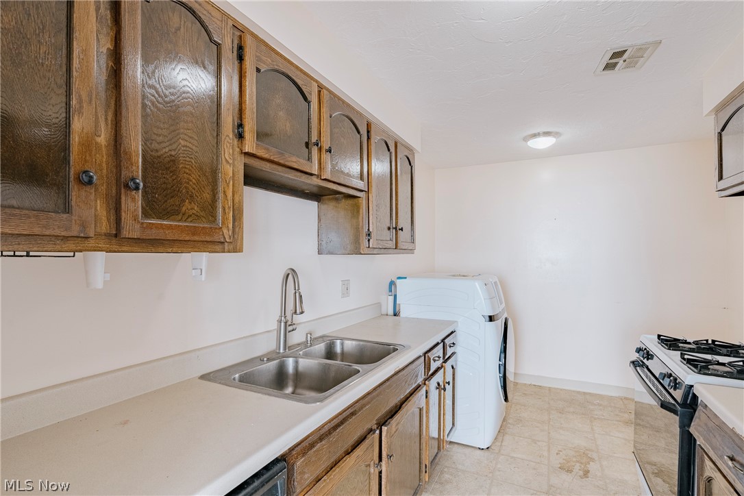 12900 Lake Avenue Lakewood OH 44107