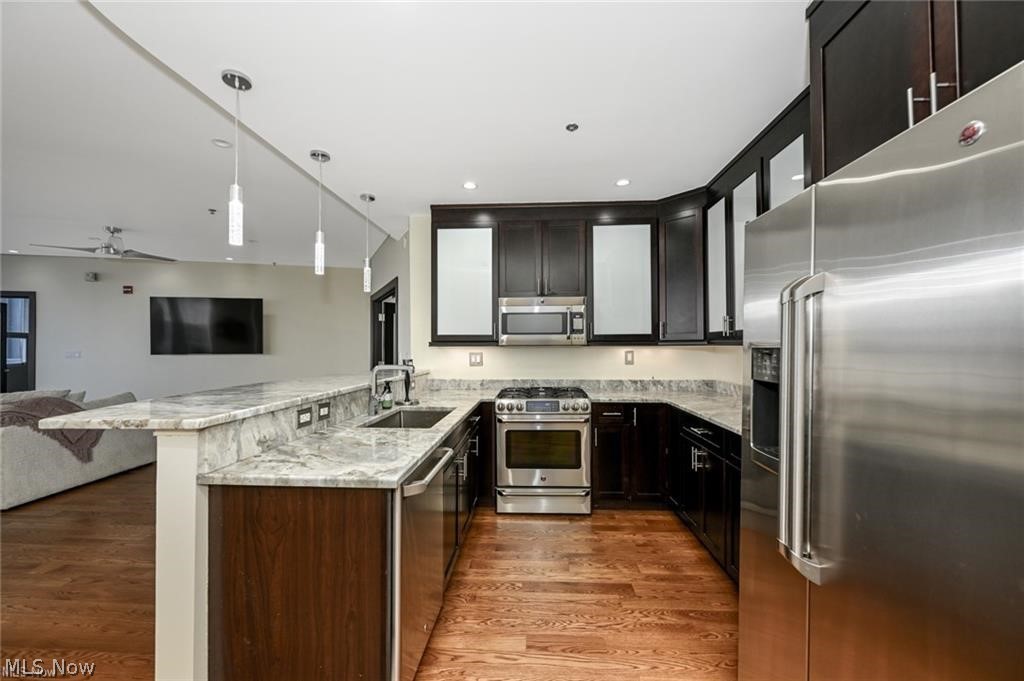 701 W Lakeside Avenue Cleveland OH 44113