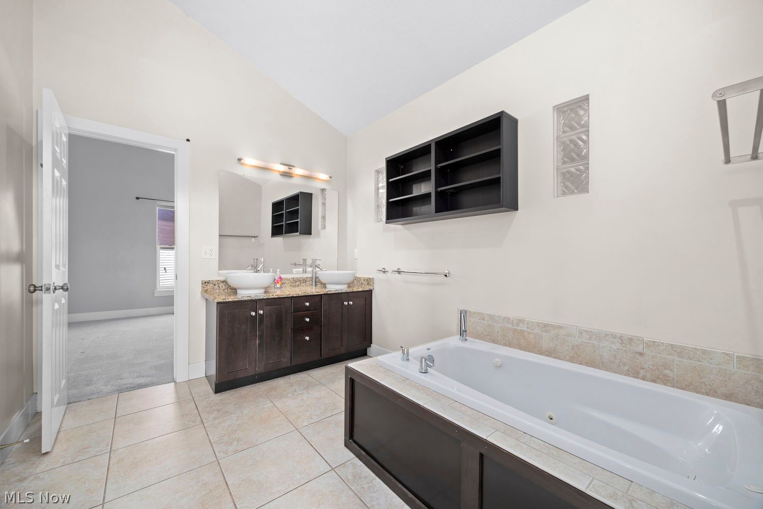 748 Starkweather Avenue Cleveland OH 44113