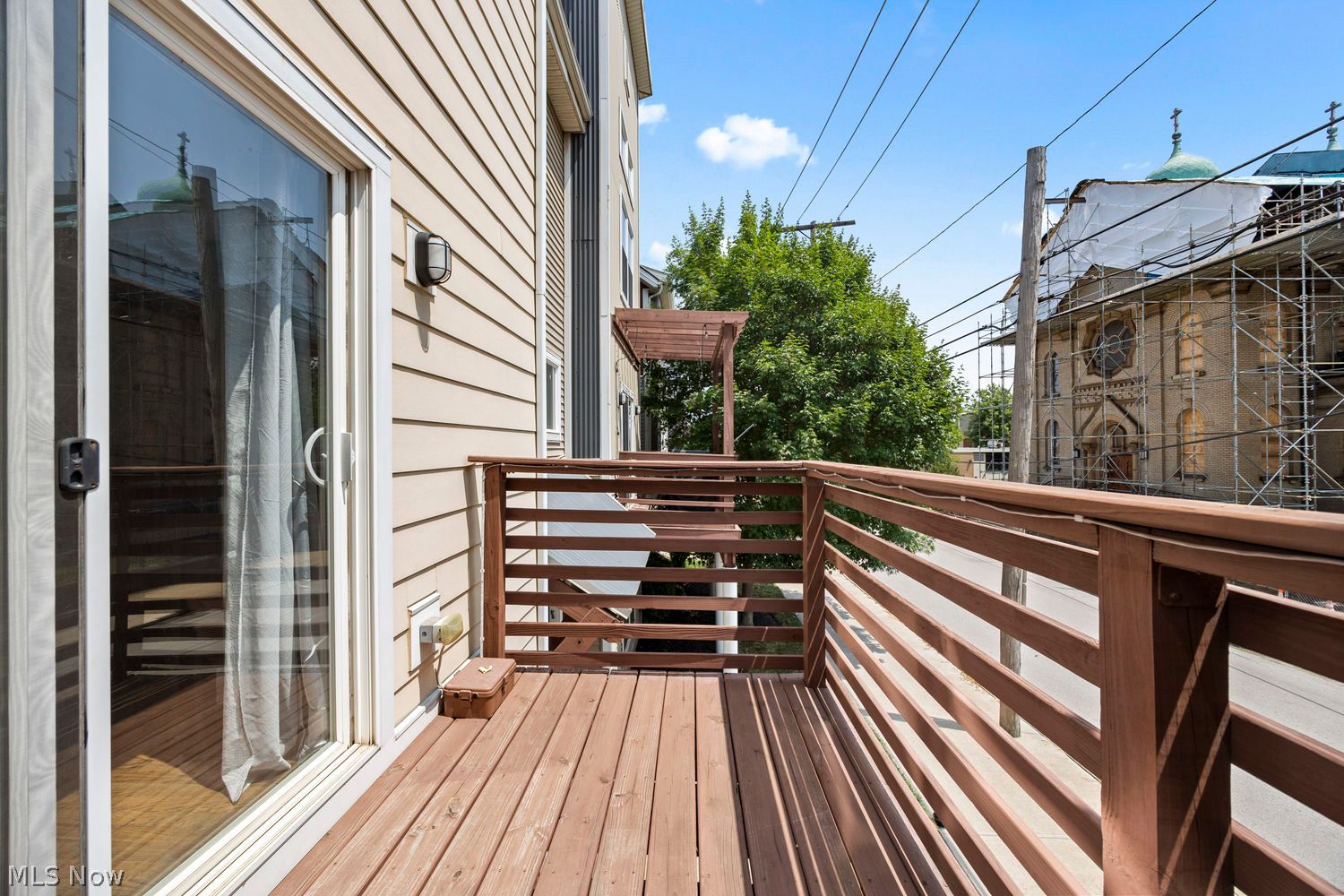 748 Starkweather Avenue Cleveland OH 44113