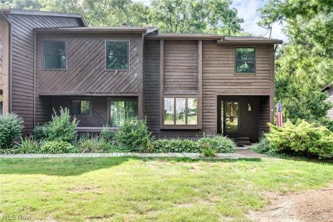 4468 Devonshire Drive Youngstown OH 44512