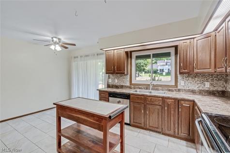 4468 Devonshire Drive Youngstown OH 44512