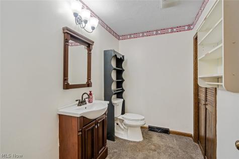 4468 Devonshire Drive Youngstown OH 44512