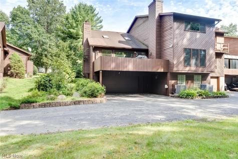 4468 Devonshire Drive Youngstown OH 44512