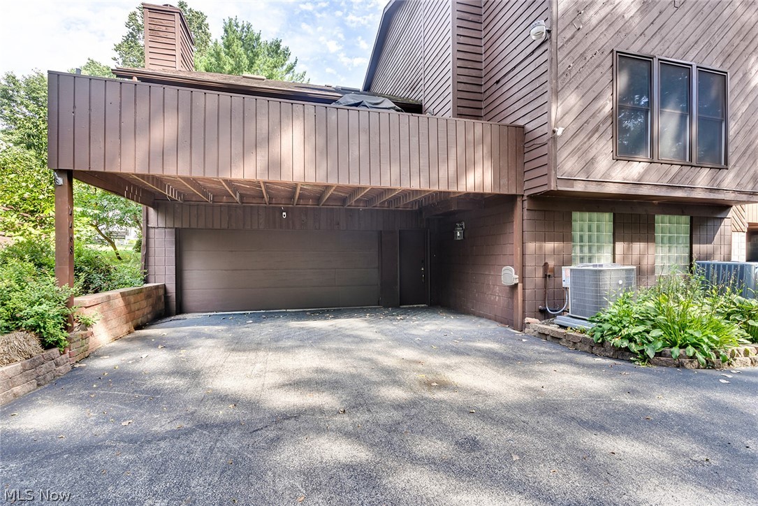 4468 Devonshire Drive Youngstown OH 44512