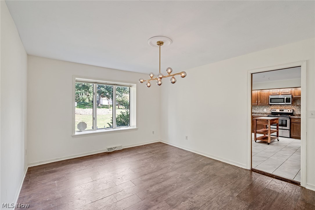 4468 Devonshire Drive Youngstown OH 44512