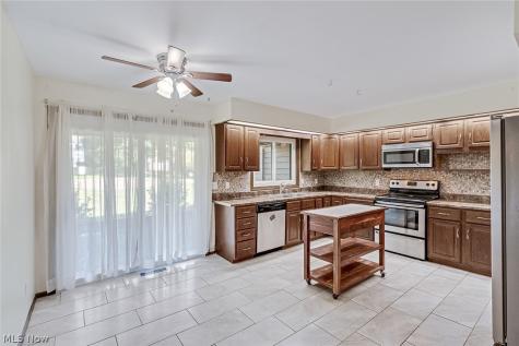 4468 Devonshire Drive Youngstown OH 44512