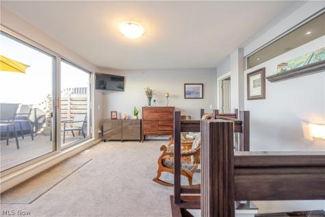1237 Washington Avenue Cleveland OH 44113