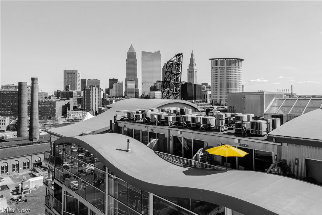1237 Washington Avenue Cleveland OH 44113
