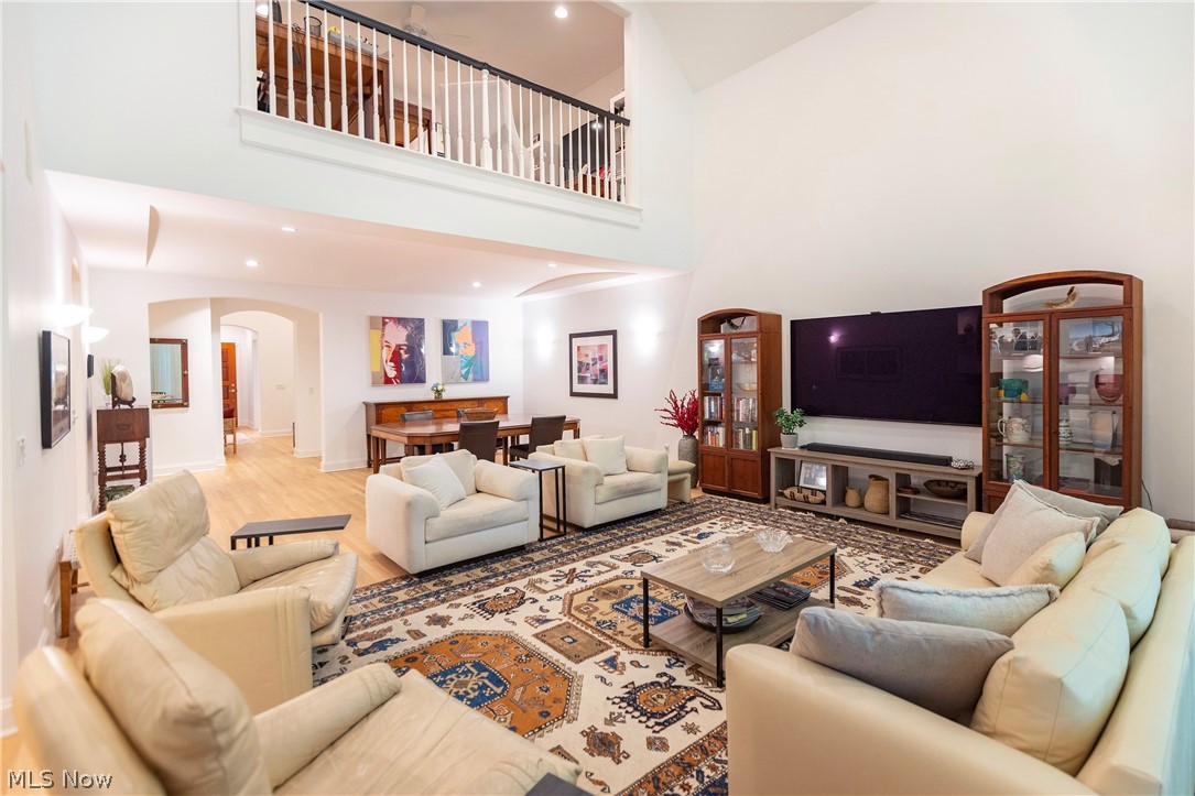 2499 Fairmount Boulevard Cleveland Heights OH 44106
