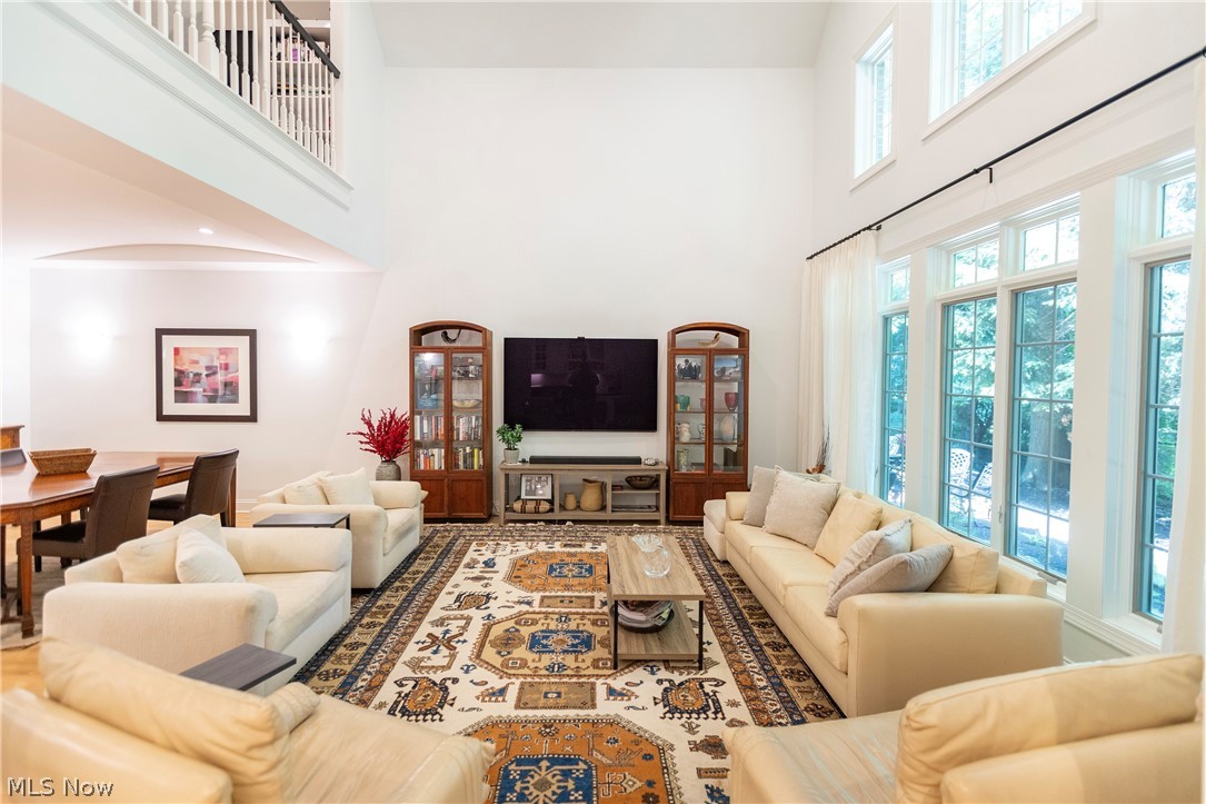 2499 Fairmount Boulevard Cleveland Heights OH 44106