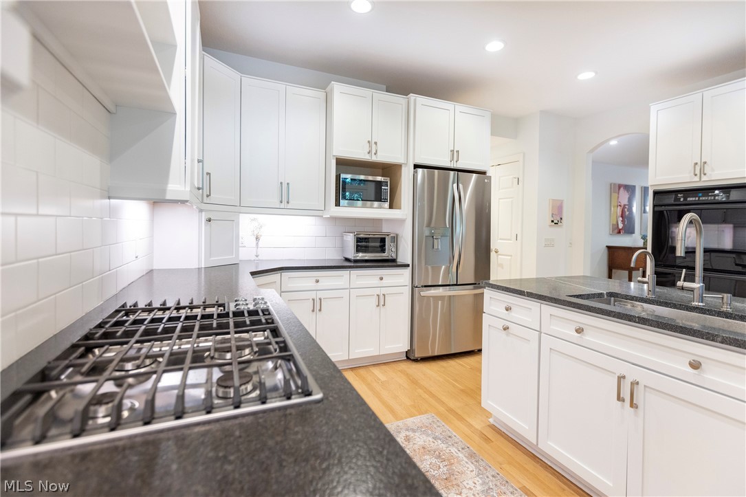 2499 Fairmount Boulevard Cleveland Heights OH 44106