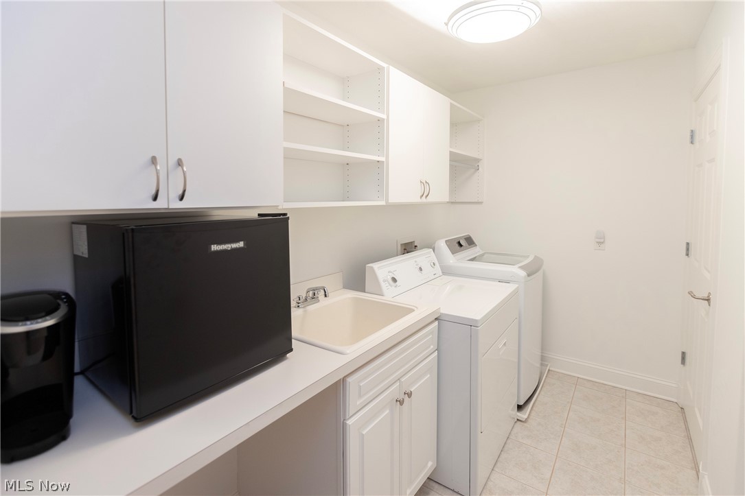 2499 Fairmount Boulevard Cleveland Heights OH 44106