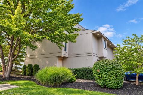 8035 Steven David Drive Strongsville OH 44149