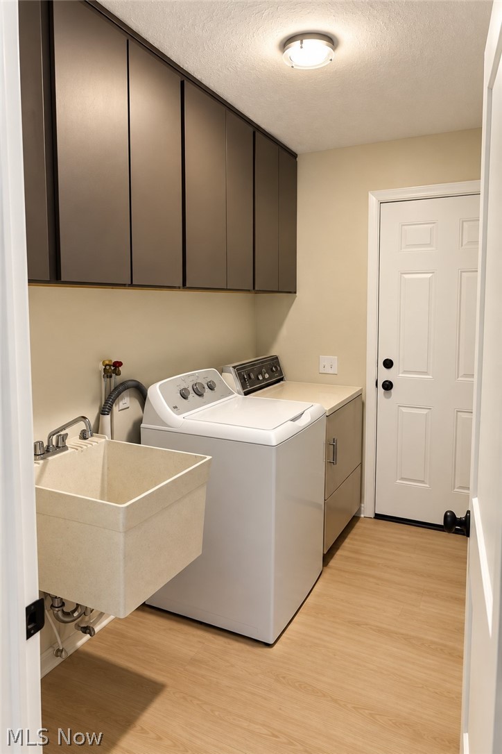 8035 Steven David Drive Strongsville OH 44149