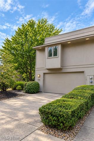 8035 Steven David Drive Strongsville OH 44149