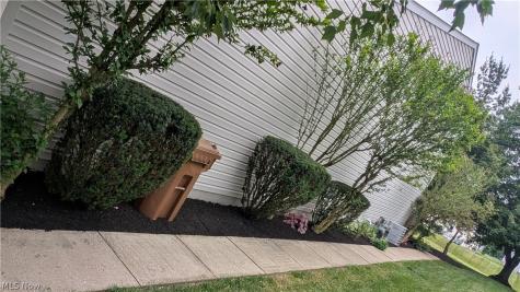 144 Royal Crest Drive Seville OH 44273