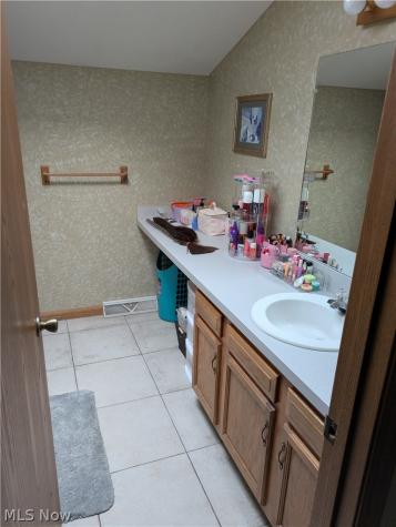 144 Royal Crest Drive Seville OH 44273