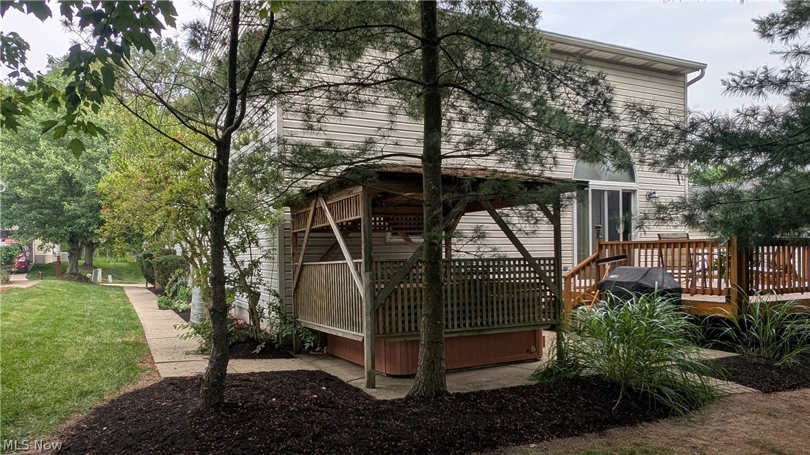 144 Royal Crest Drive Seville OH 44273