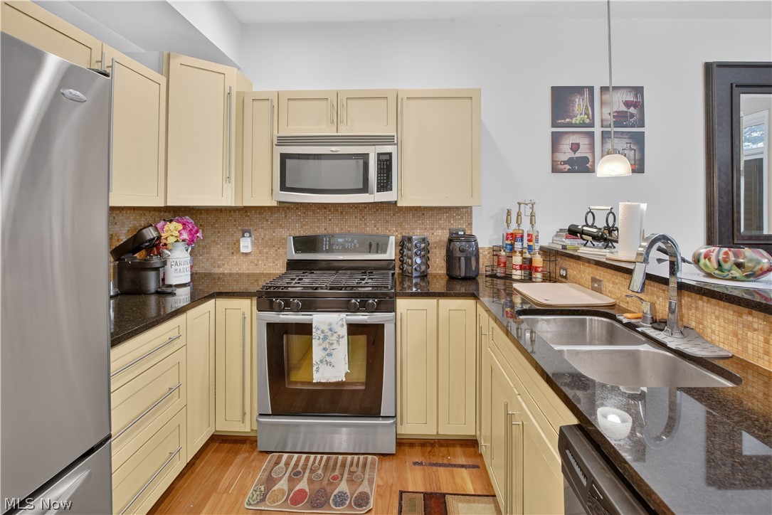1393 Slate Court Cleveland Heights OH 44118