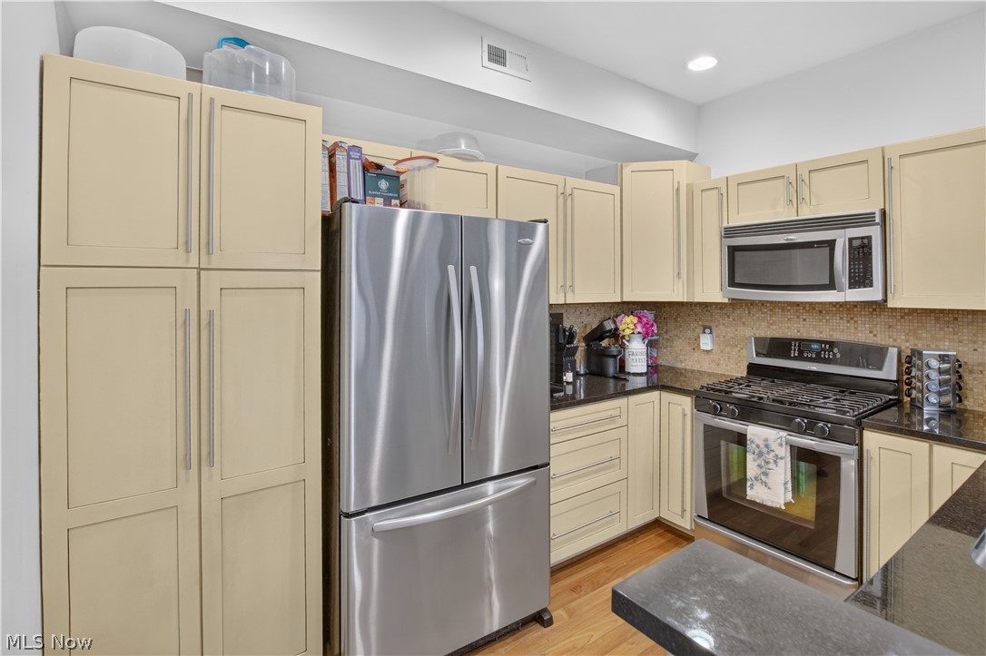 1393 Slate Court Cleveland Heights OH 44118