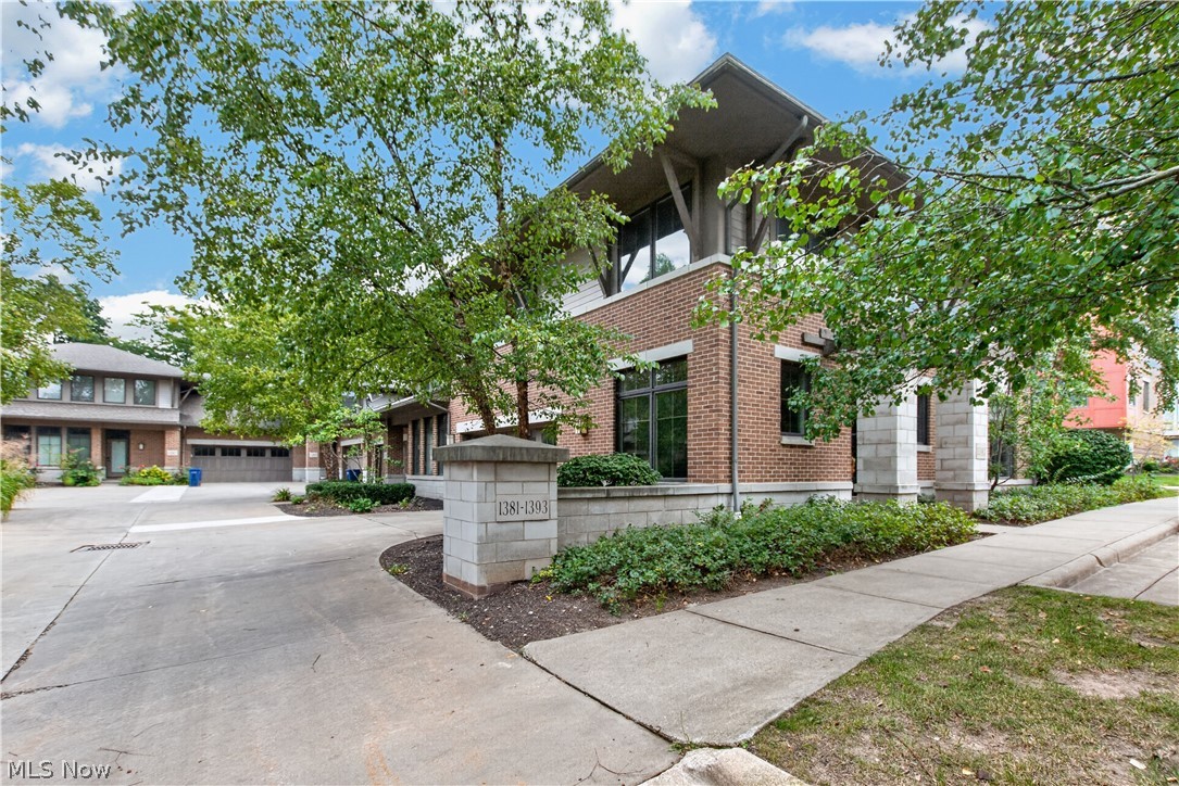 1393 Slate Court Cleveland Heights OH 44118